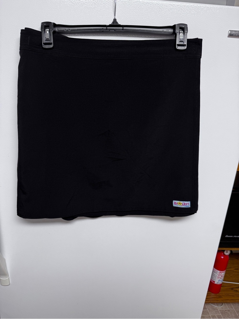 Ripskirt Hawaii Black Mini Skirt with Logo Patch Length 2